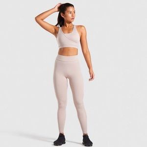 Gymshark Pink Laser cut Set (Bra & Leggings)